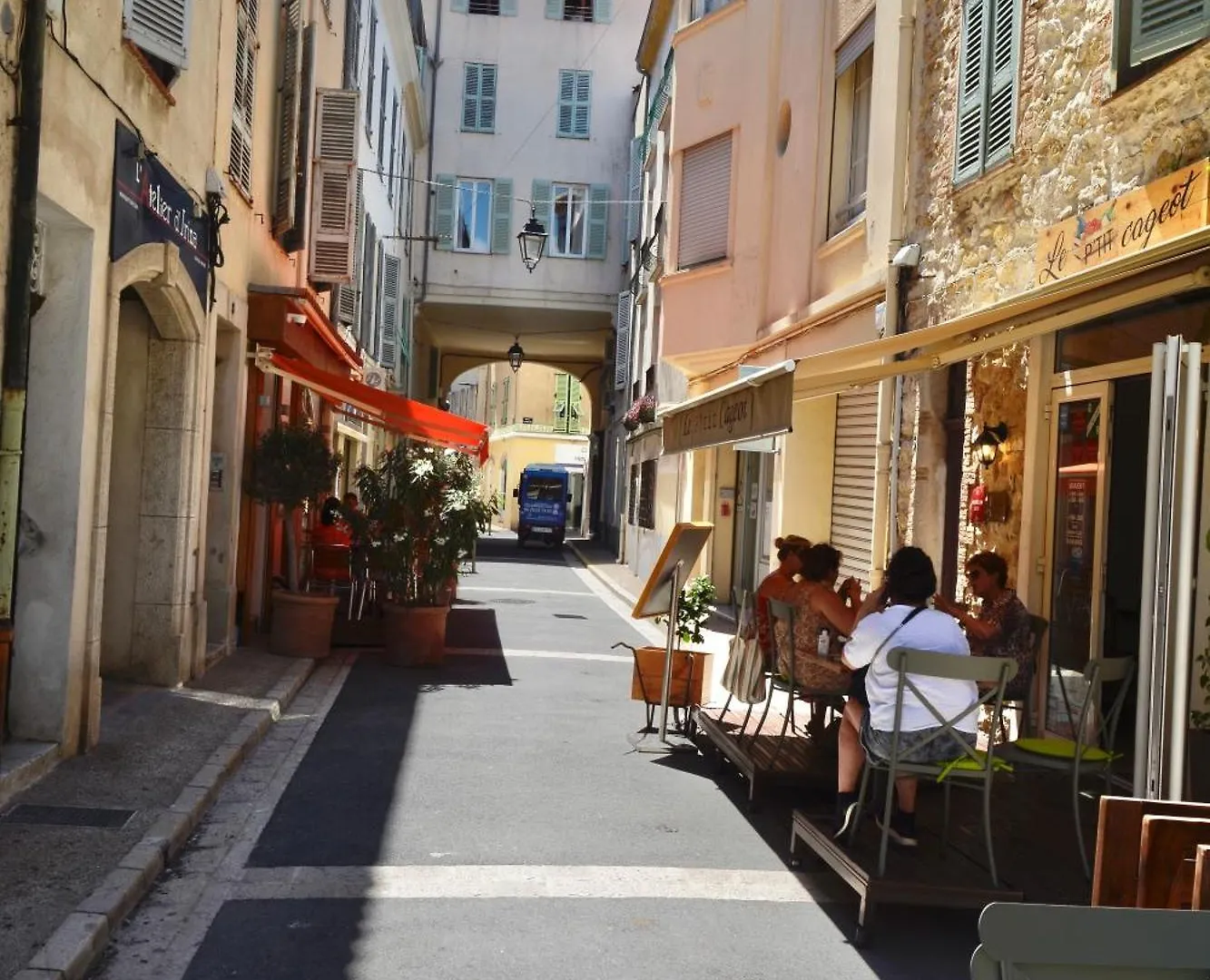 Old Town Antibes Apartment